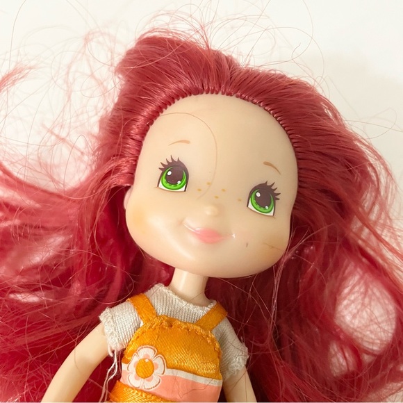 Strawberry Shortcake Hasbro Doll 6” Tall - Picture 13 of 13